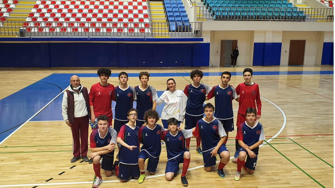 Okulumuz Futsal Takımı, İncesu Şehit Saadettin Demir Anadolu Lisesi ile yaptığı maçı 7-0 Kazanmıştır...