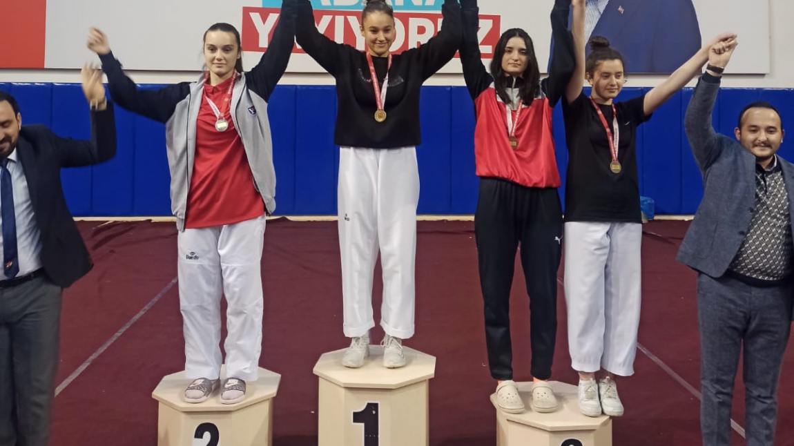 Okulumuz Öğrencisi A. Y. Taekwondo İl Müsabakalarında Ankara 3. sü olmuştur. Tebrik eder başarılarının devamını dileriz...